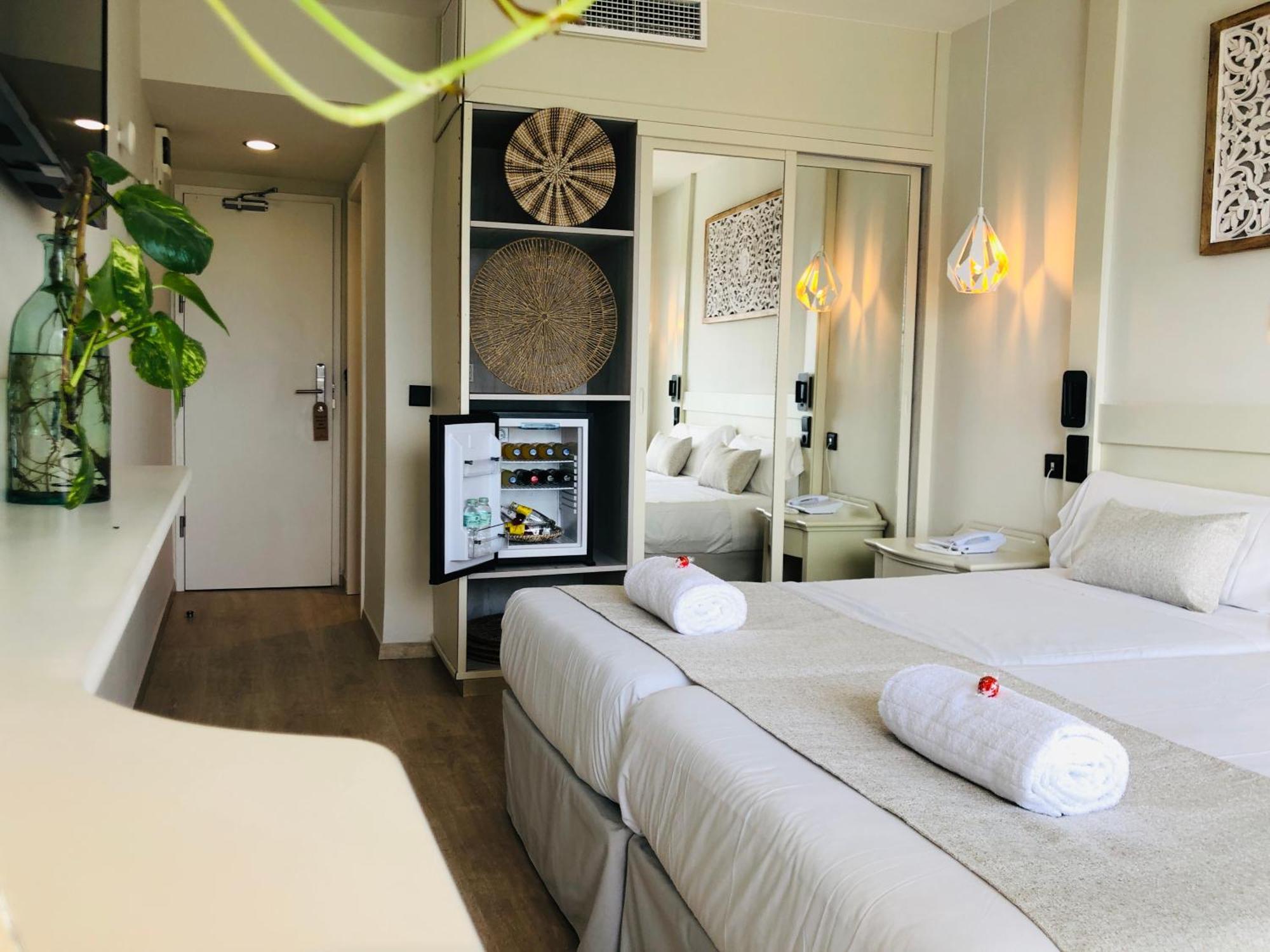 Hotel Ankaa - Adults Only Порто Кристо Екстериор снимка